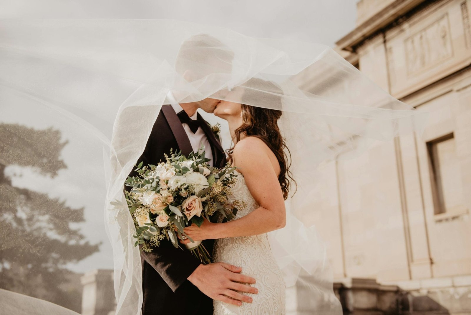 Guide to Getting a Marriage License in the USA